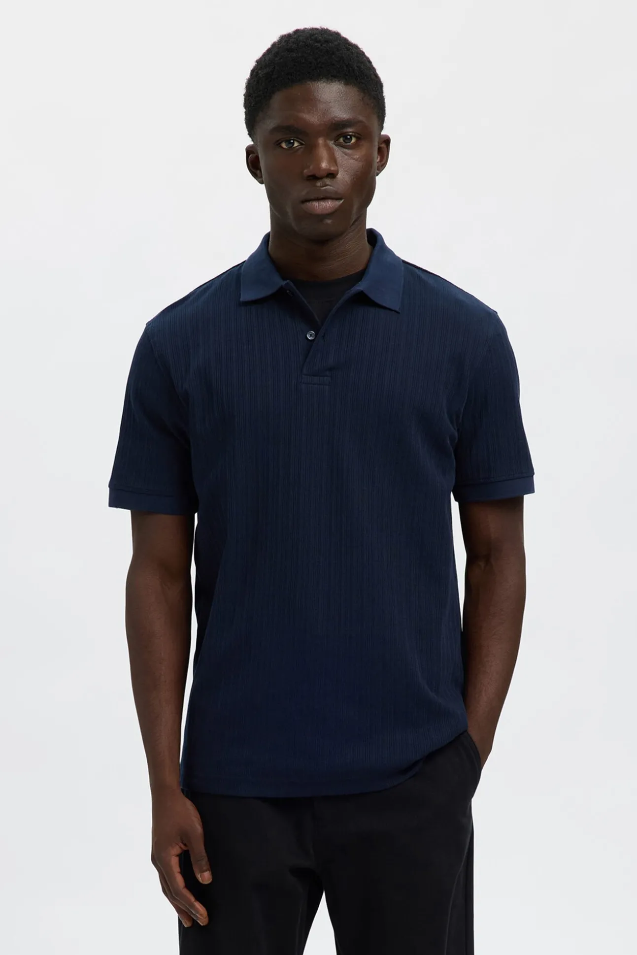 Polo Rib de manga corta Regular Fit.