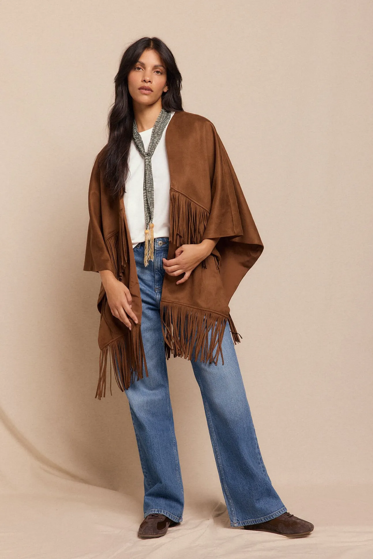 Poncho capa efecto piel