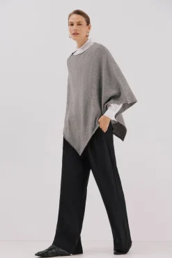 Poncho tacto suave
