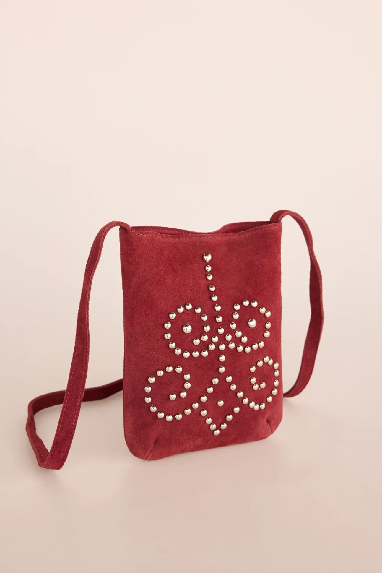Studs phone pouch