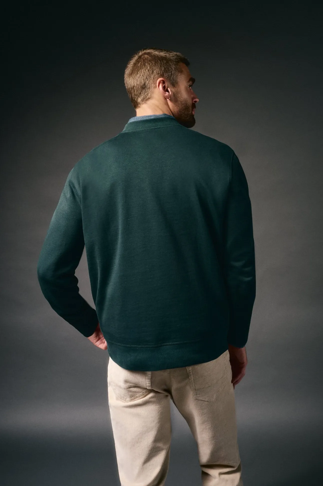 Sudadera caja logo