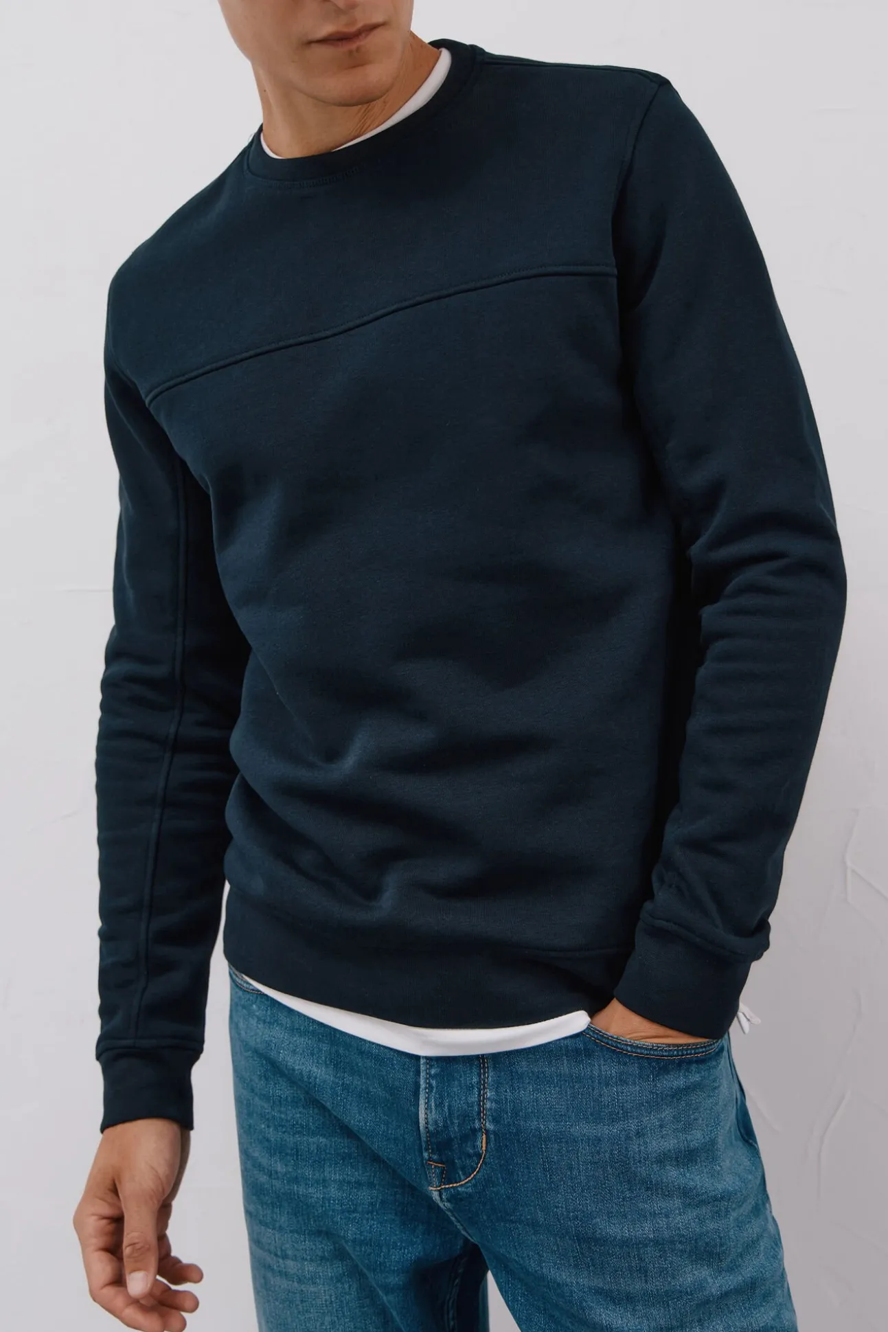 Sudadera cuello caja