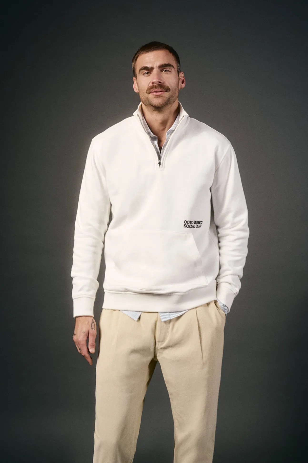 Sudadera cuello cremallera