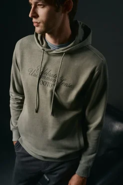Sudadera gráfica con capucha
