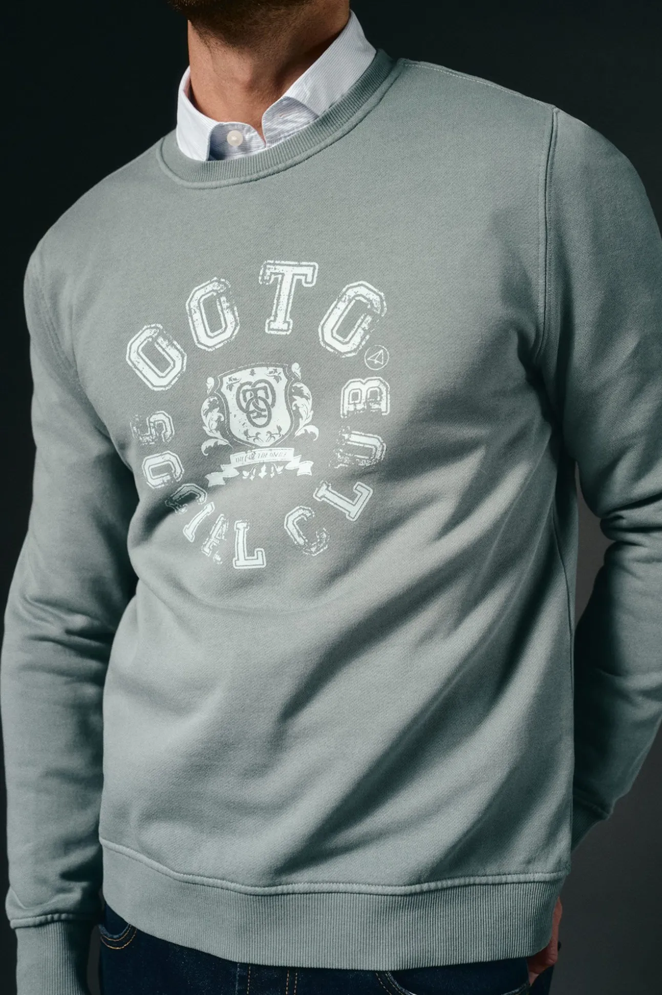 Sudadera gráfica cuello caja