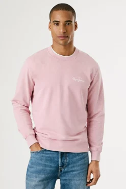 Sudadera lavada con logo pequeño frontal y logo grande en la espalda.