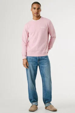 Sudadera lavada con logo pequeño frontal y logo grande en la espalda.