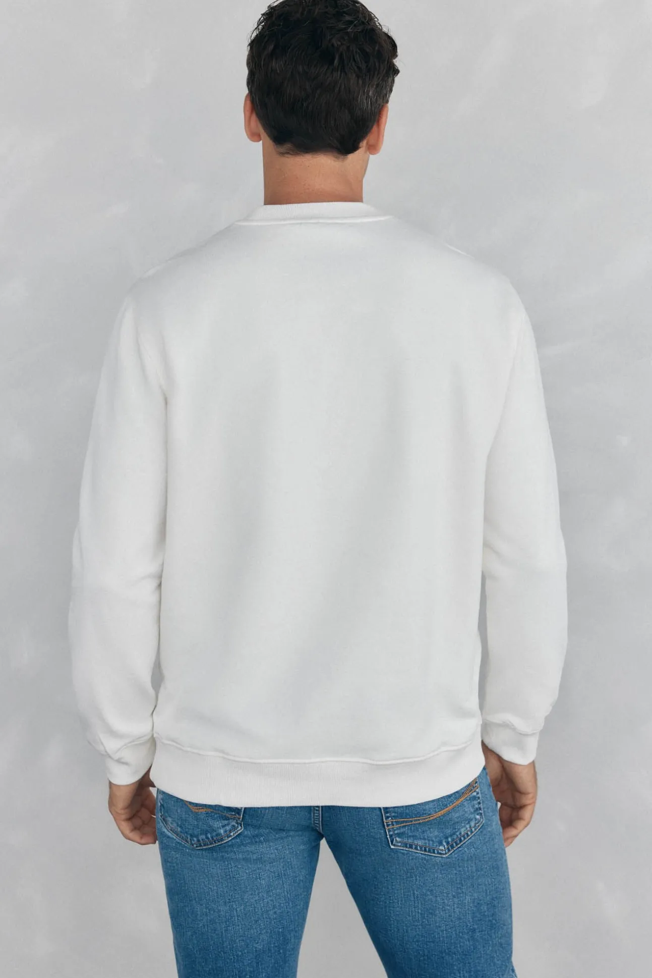 Sudadera logo relieve