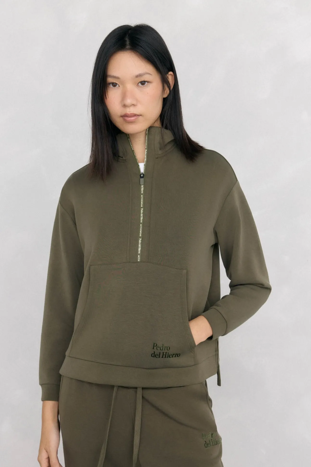 Sudadera soft touch cuello perkins