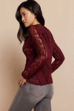 Top encaje combinado