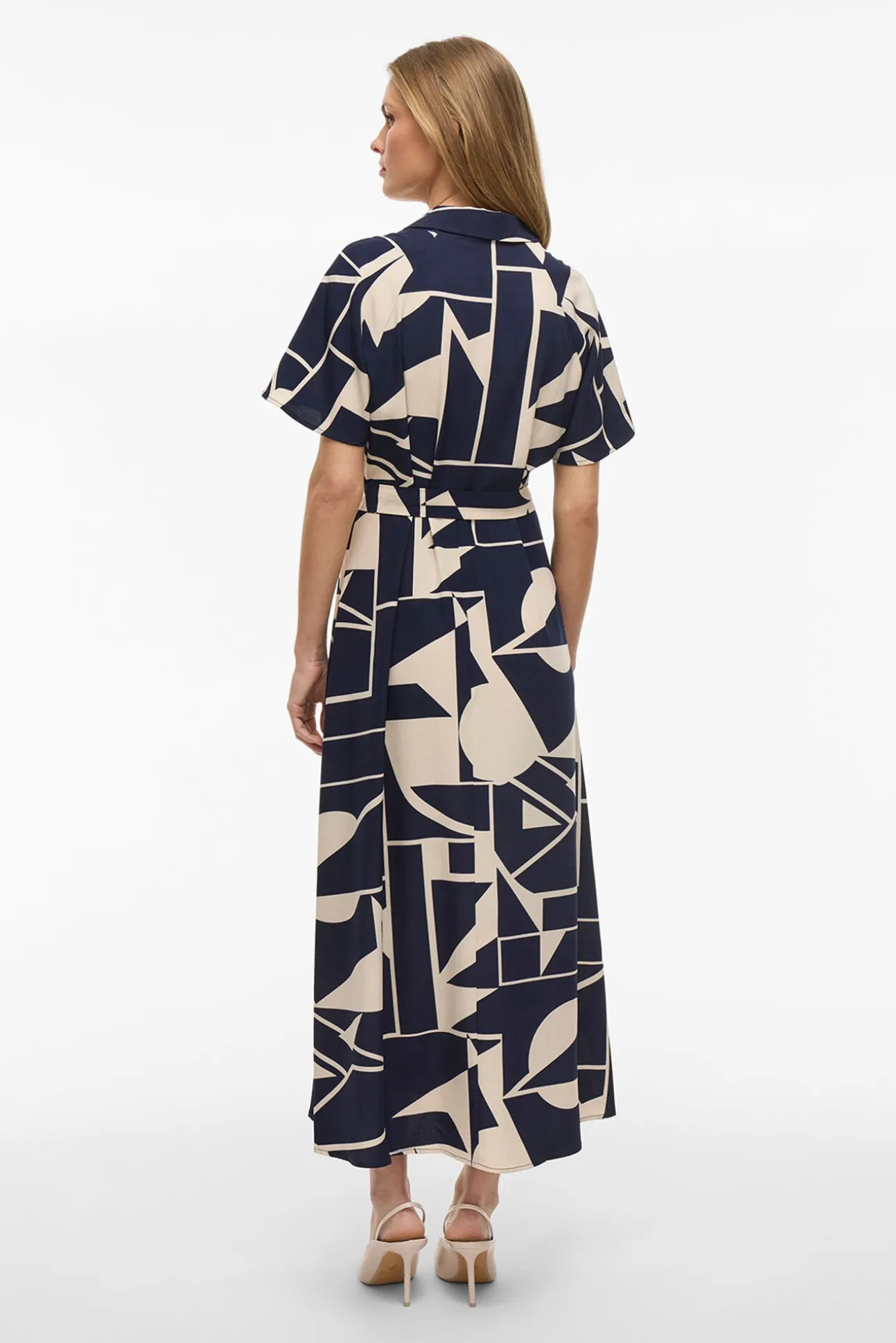 Vestido camisero anudado midi