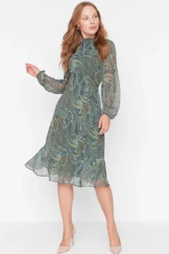 Vestido con volantes