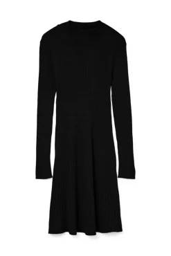 Vestido corto de punto