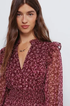 Vestido corto estampado falda doble capa