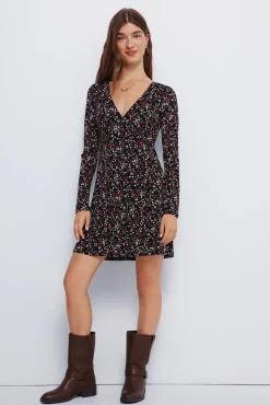 Vestido corto flores