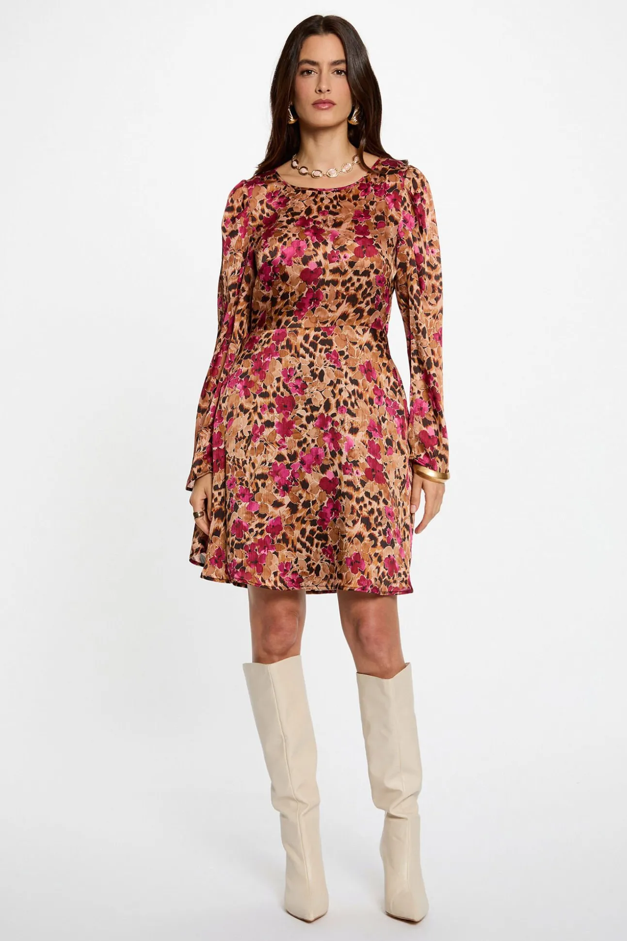 Vestido corto plisado