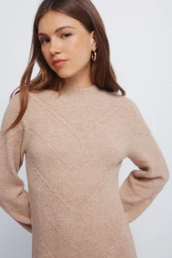 Vestido corto punto cable knit
