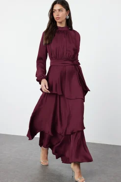 Vestido de satén