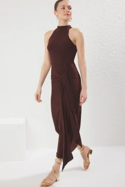 Vestido maxi ajustado