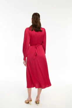 Vestido midi cruzado satinado
