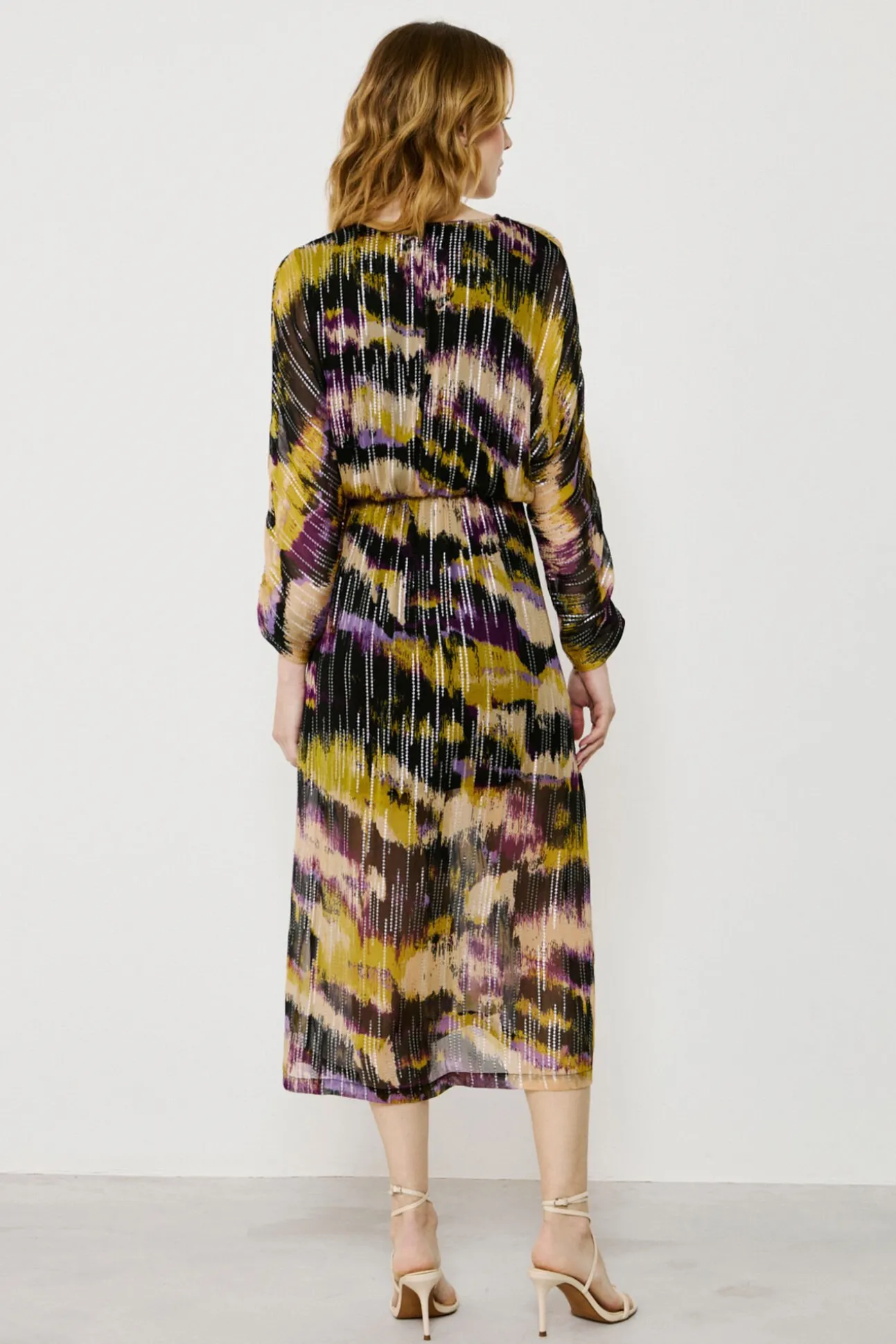 Vestido midi estampado con lúrex
