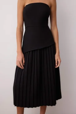 Vestido midi plisado