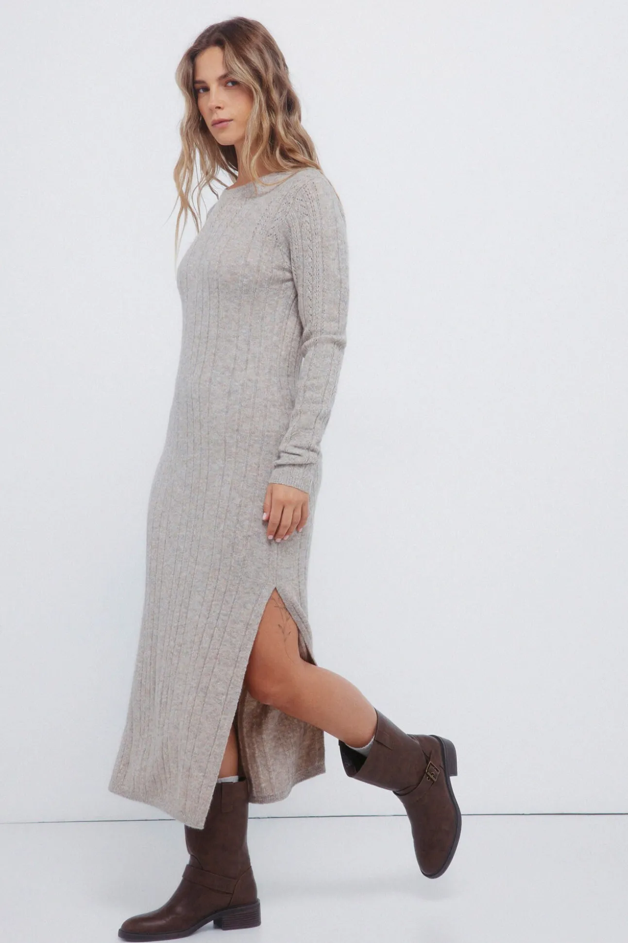 Vestido midi punto pointelle