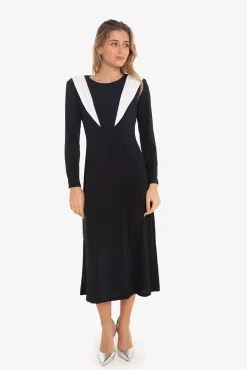 Vestido solapas en hombros