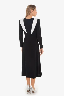 Vestido solapas en hombros