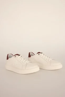 Zapatilla blanca piel