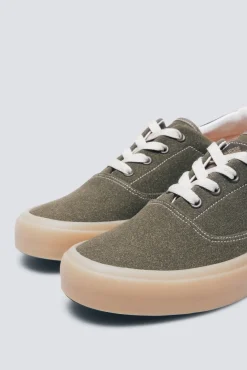Zapatilla básica casual