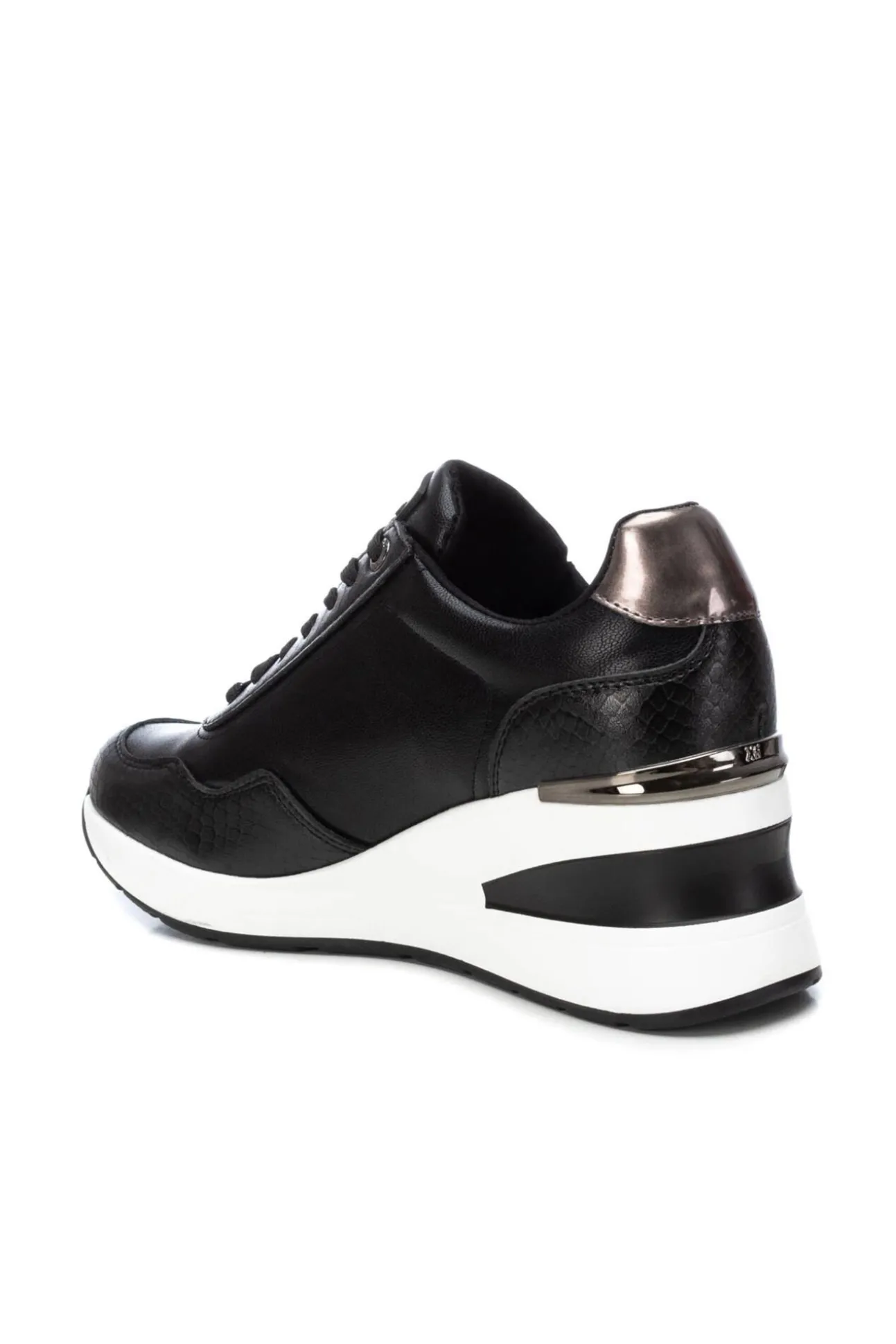 Zapatilla de mujer