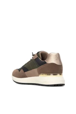 Zapatilla de mujer