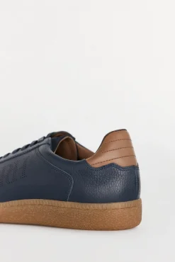 Zapatilla piel