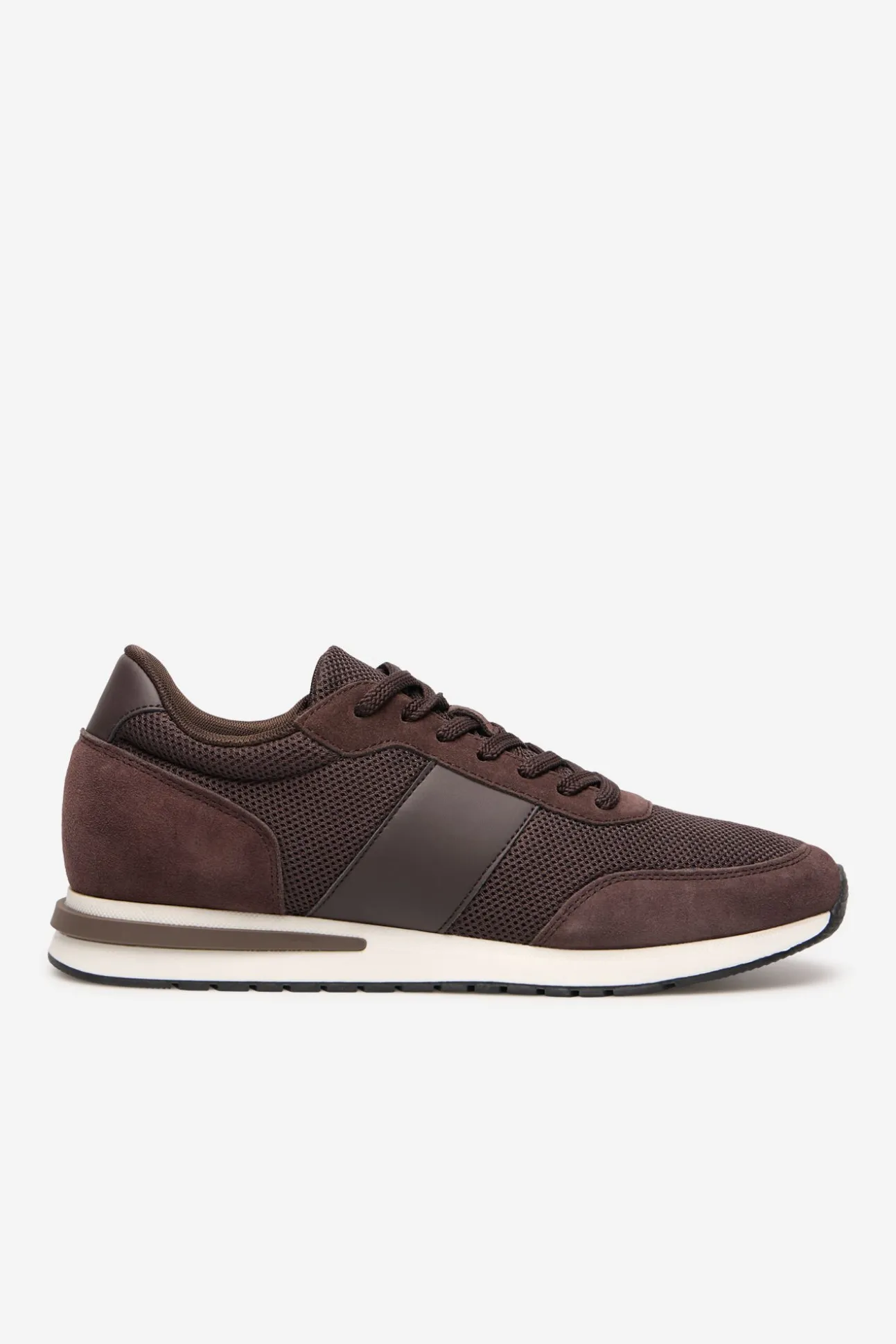 Zapatilla piel y textil