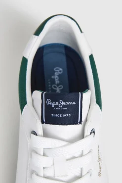Zapatillas Clásicas Con Detalles En Ante