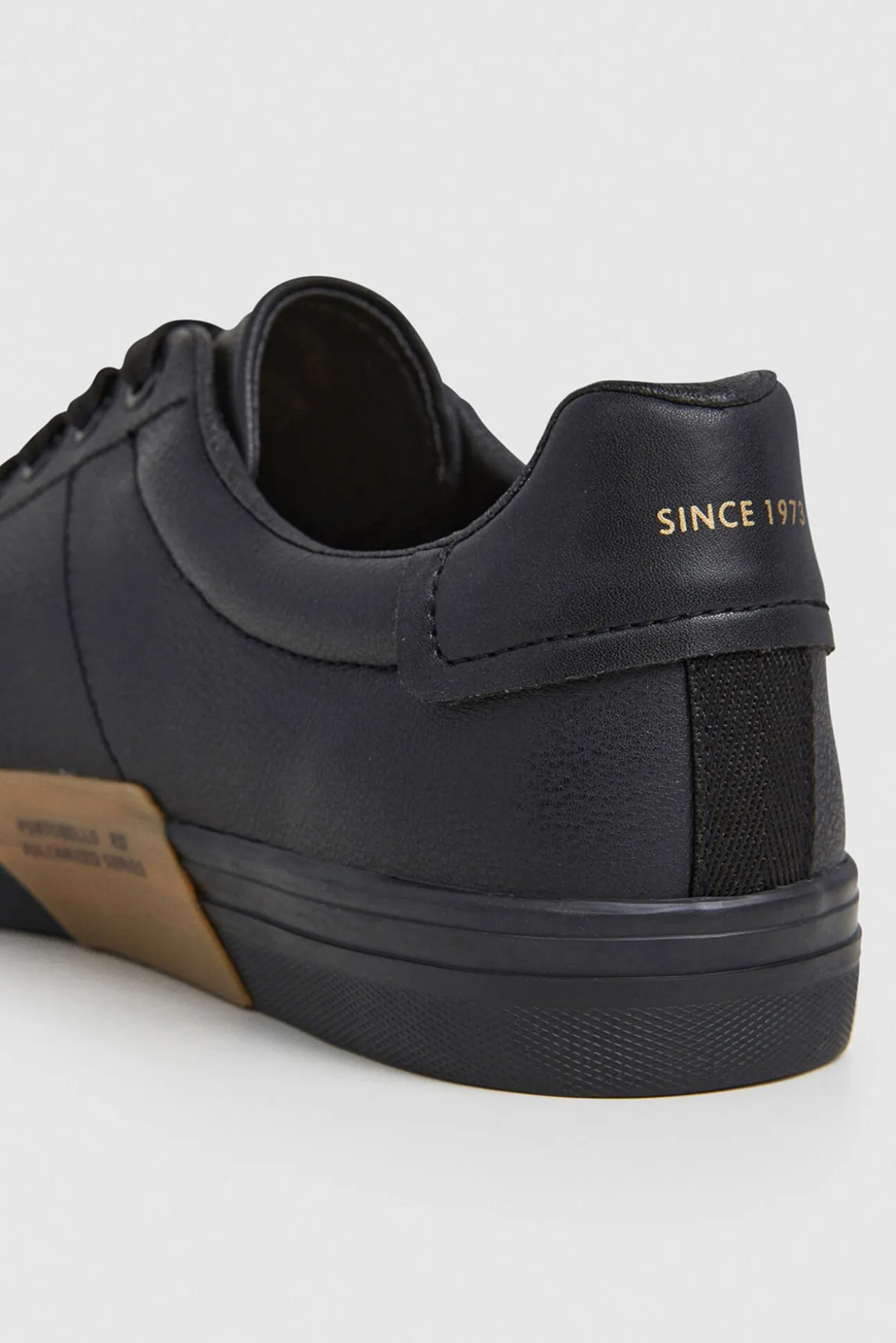 Zapatillas Clásicas Efecto Piel