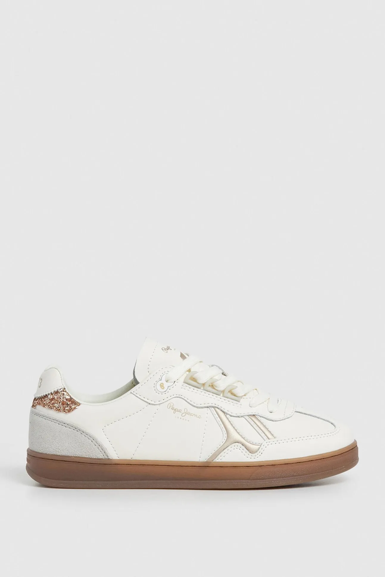 Zapatillas Piel Con Detalles En Ante