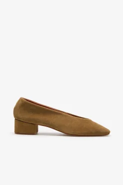 Zapato bailarina piel con tacón