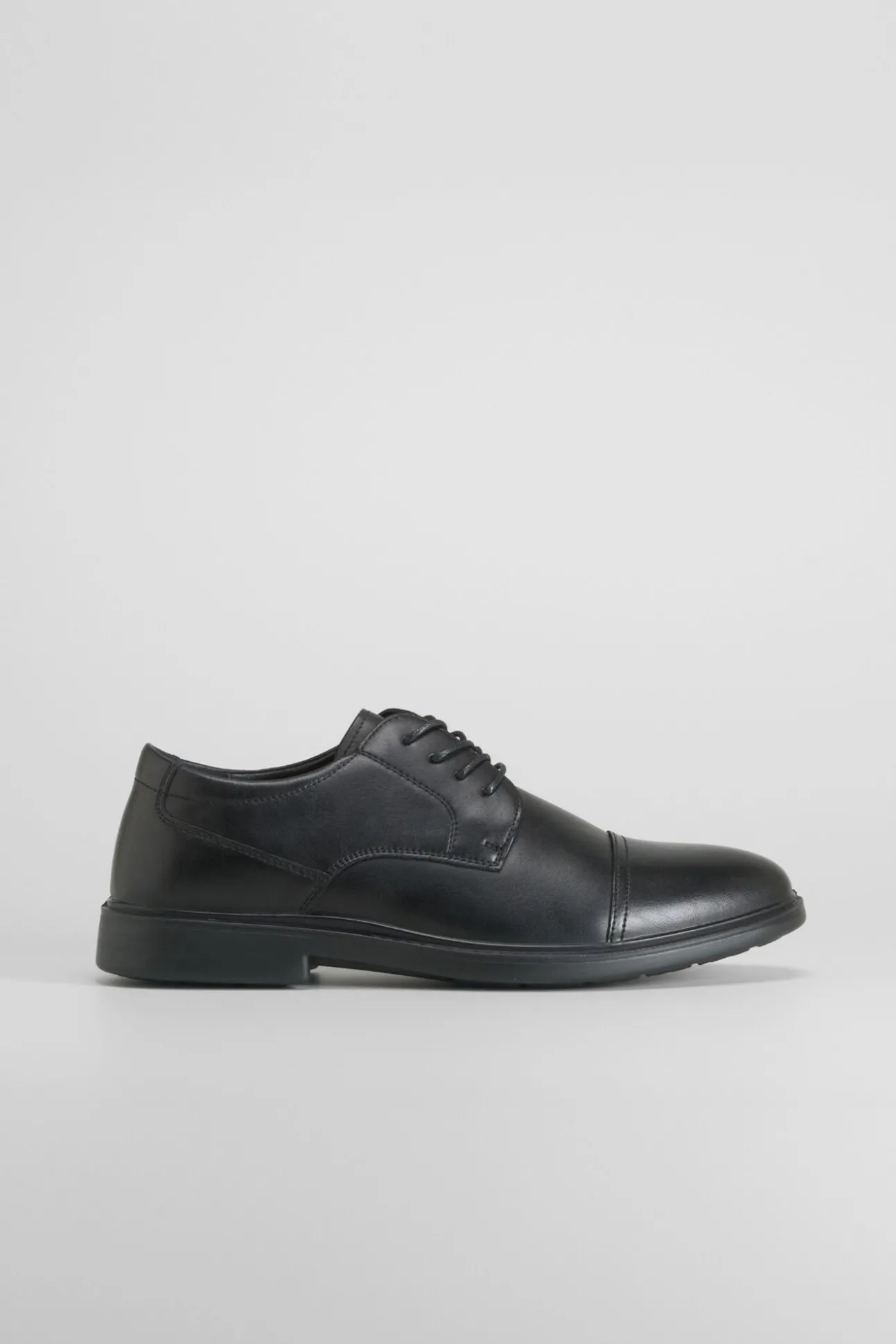 Zapato blucher vestir de COMFEET