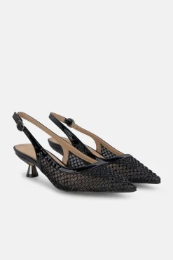 Zapato tacon bajo destalonado