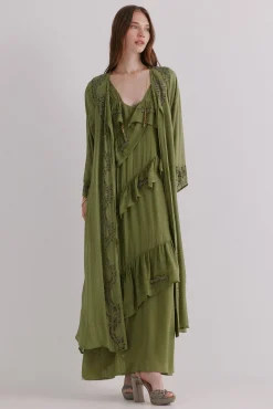 Zena. Kimono bordado